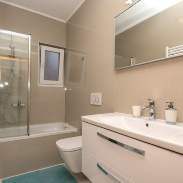 Bathroom / WC, Holiday home MATE, Holiday home M A T E with a pool, Makarska, Dalmatia, Croatia Makarska